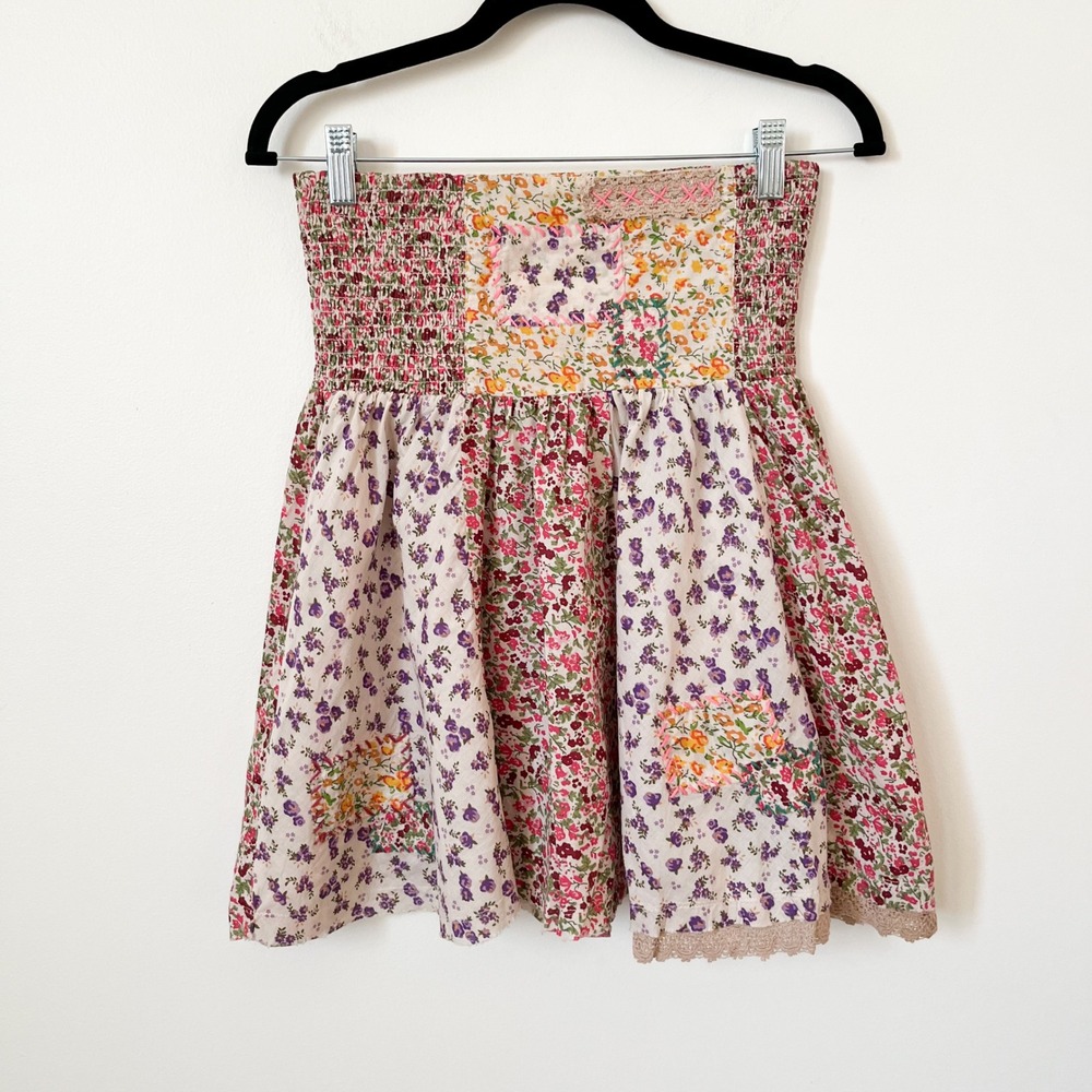 NEW Natural Life Patchwork Floral Smocked Mini Skirt Top Lace Trim Womens Medium